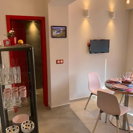 Il Teatro Flat # Center # Modern & Brand New Apartment
